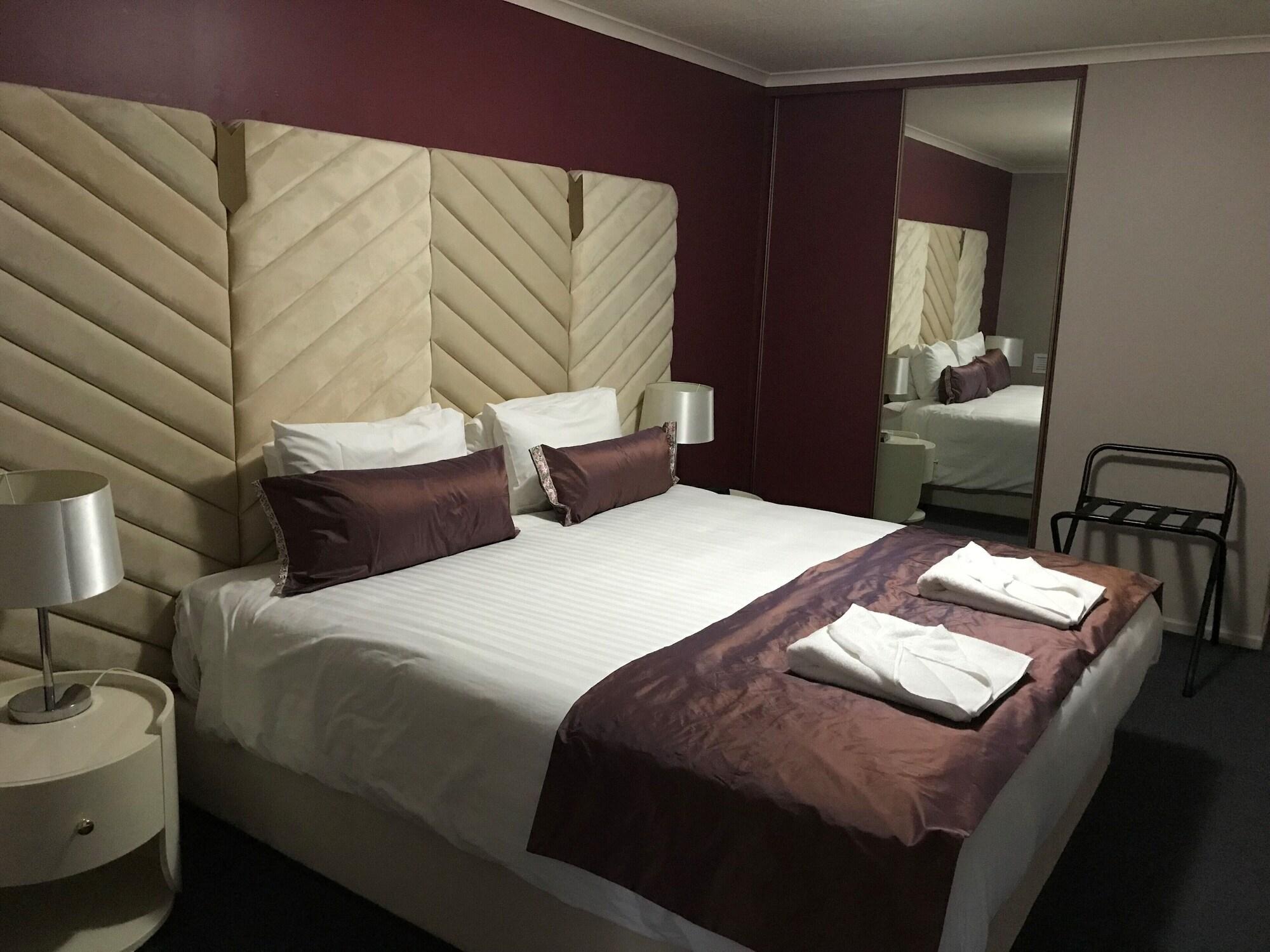 Highpoint International Hotel Gladstone Esterno foto